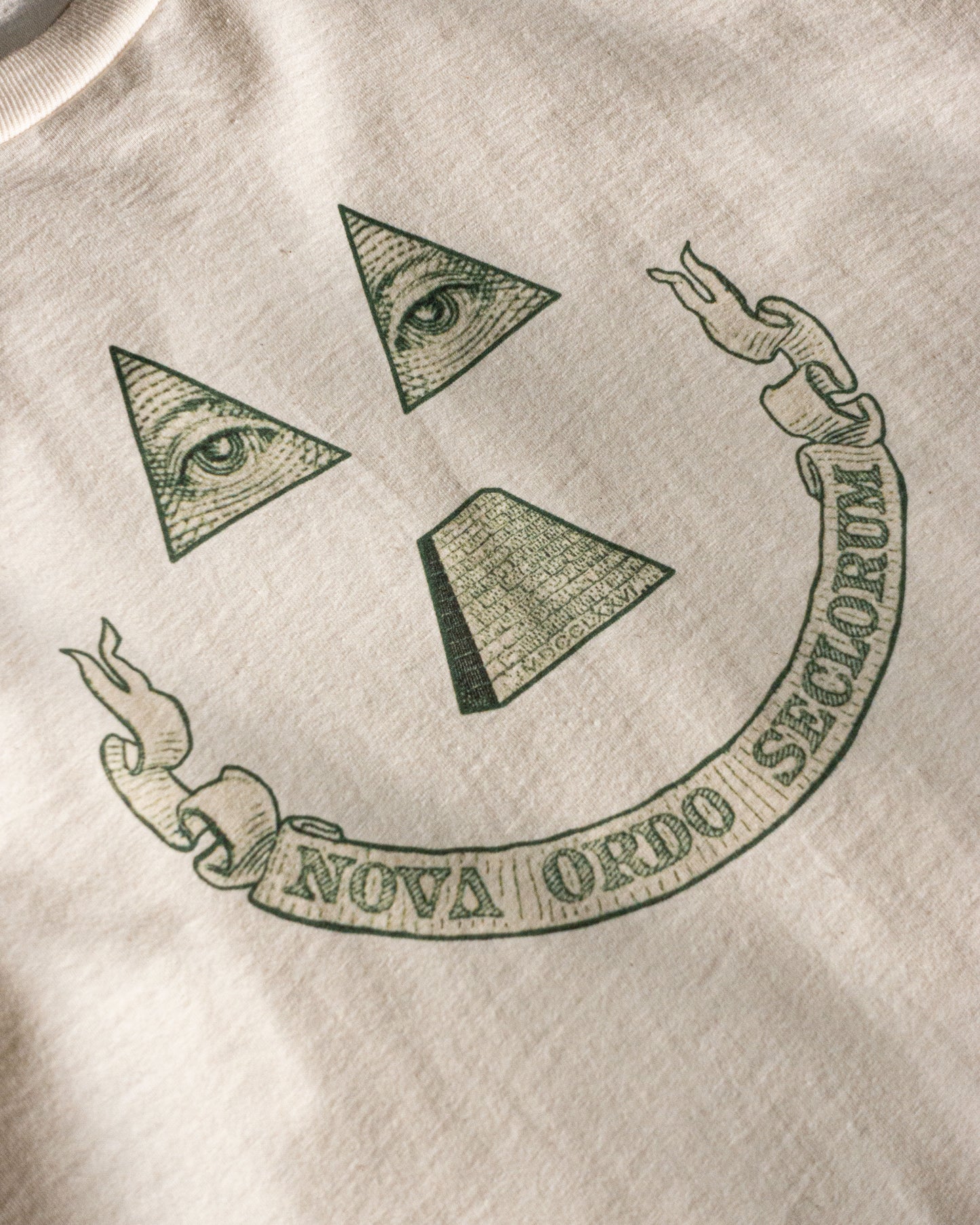 Nova Ordo Seclorum Tee Natural